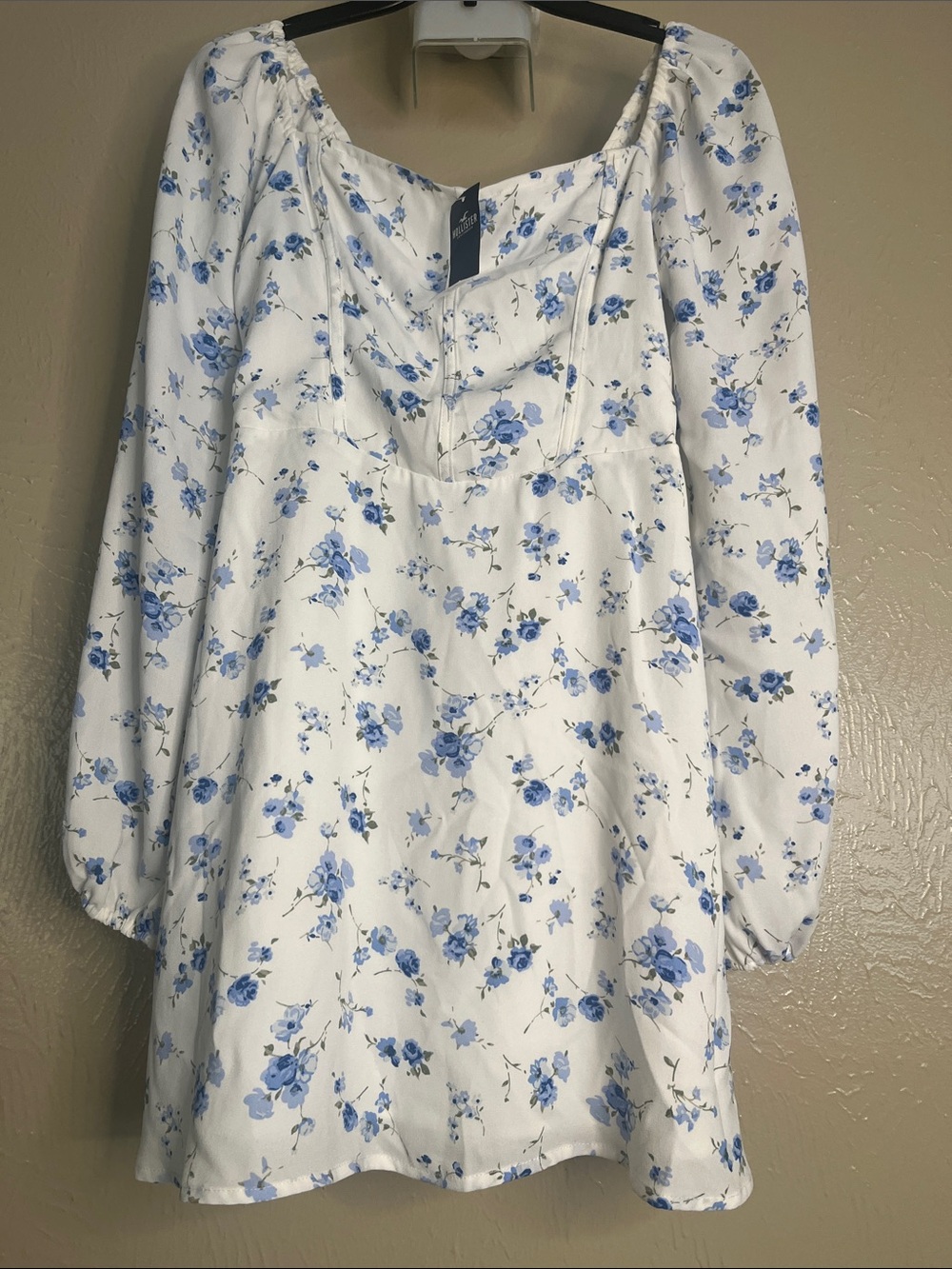 Hollister White and Blue dress